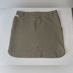 Lole Women's Mini Skirt in gren